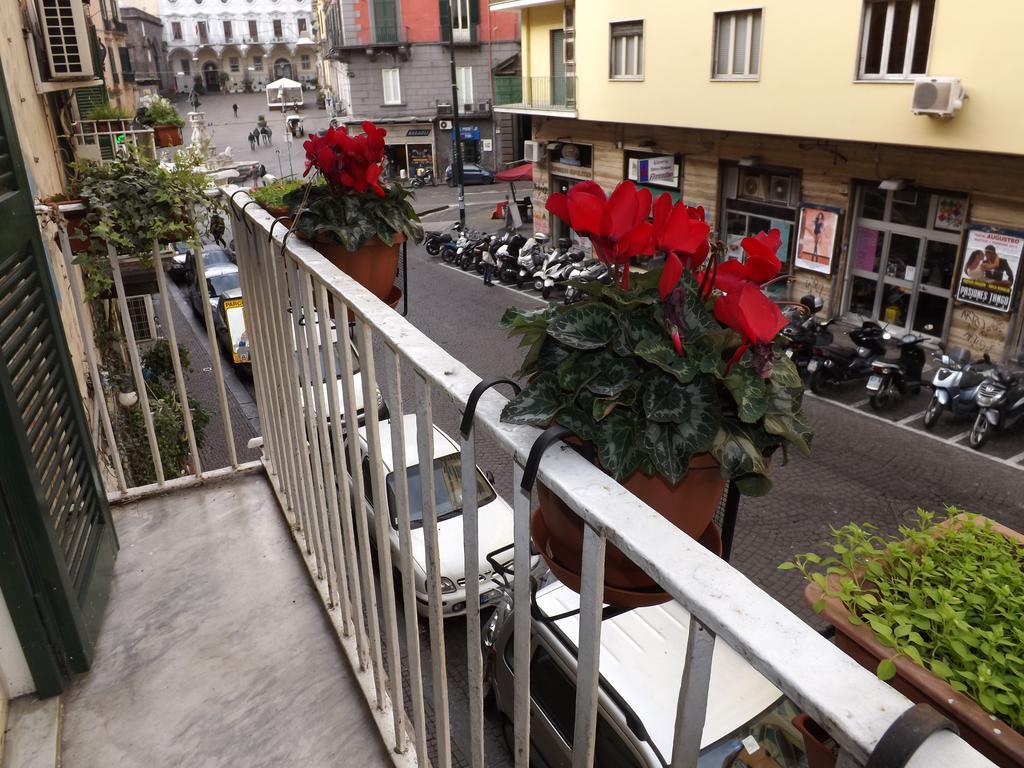 Guide Tour Apartments Νάπολη Εξωτερικό φωτογραφία