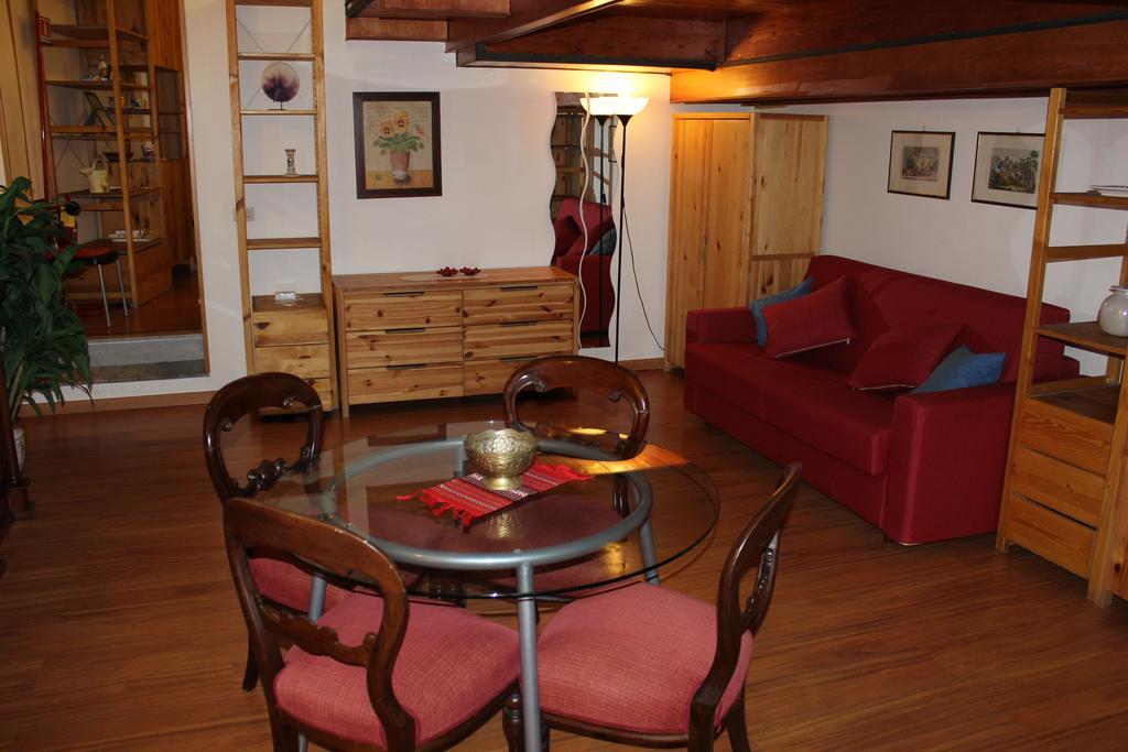 Guide Tour Apartments Νάπολη Εξωτερικό φωτογραφία