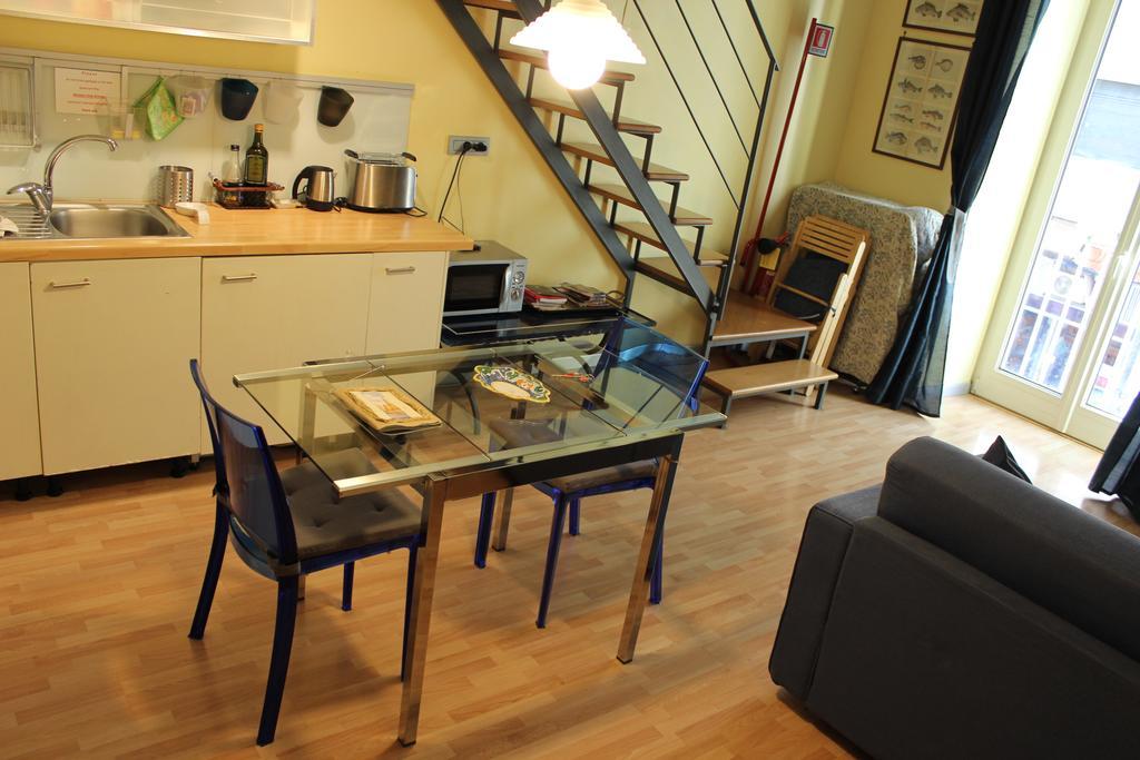 Guide Tour Apartments Νάπολη Εξωτερικό φωτογραφία